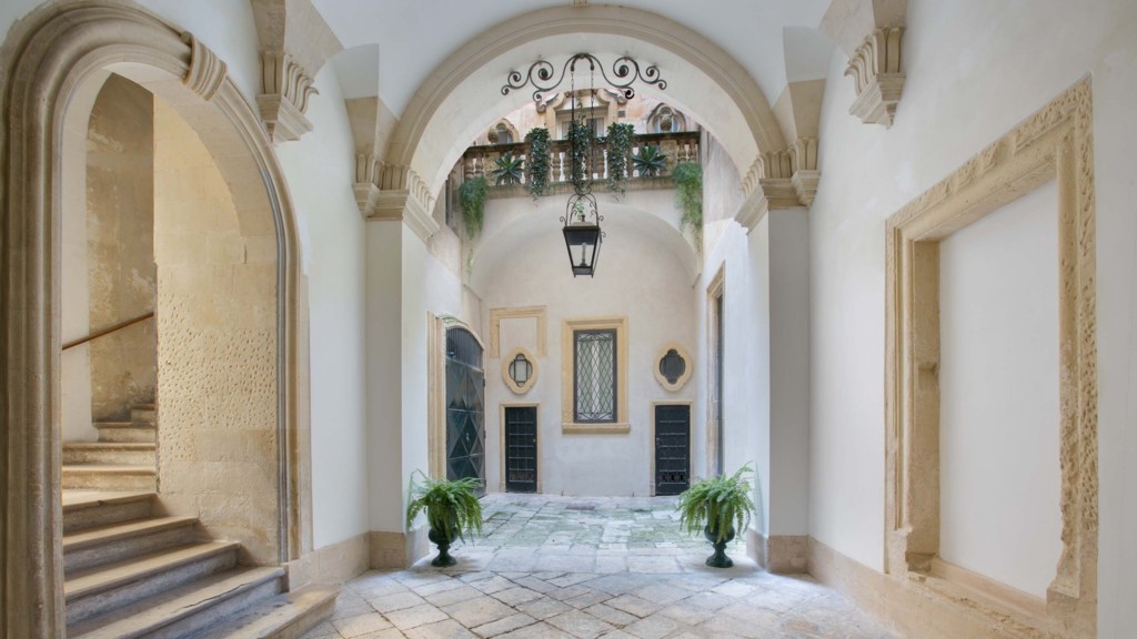 Portal del Duomo Luxury Apartment
