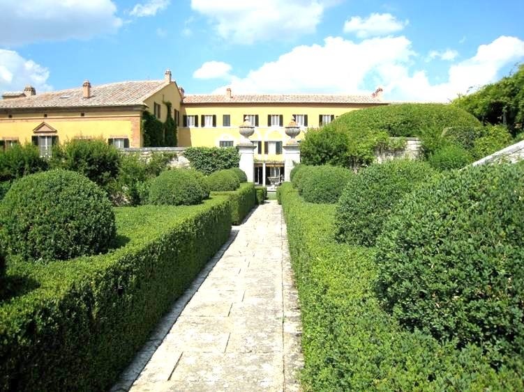 Villa Eolo