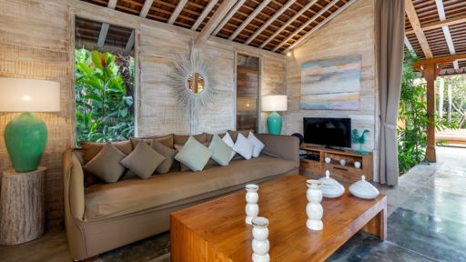 Little Mannao Salon 2