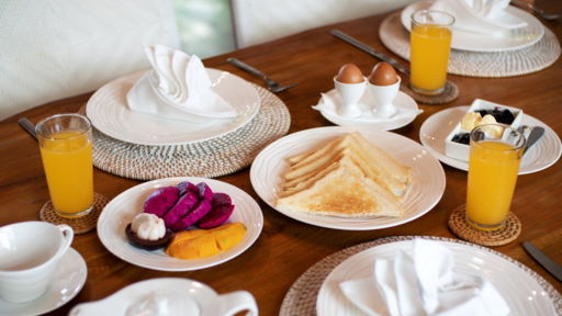 Little Mannao Salle à manger