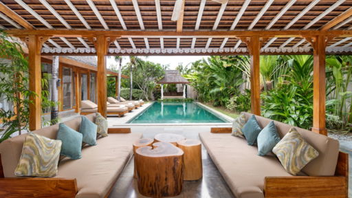 Mannao Estate Living room 2