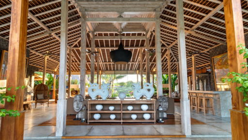 Mannao Estate Living room 1