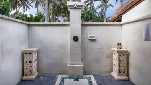 Villa Gils Bedroom 1