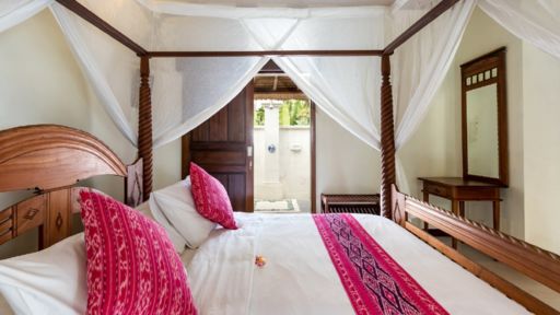 Villa Gils Bedroom 1