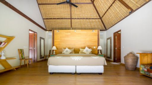 Villa Kayu Merah Bedroom 1