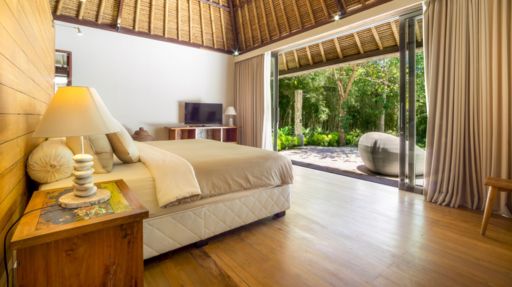 Villa Kayu Merah Bedroom 1