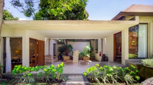 Villa Kayu Merah Terrace/Veranda