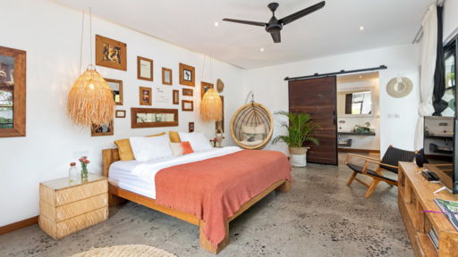 Villa Lora Bedroom 1