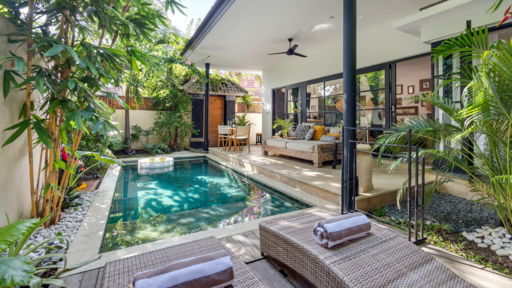 Villa Lora Swimming pool