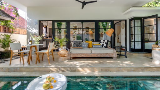 Villa Lora Swimming pool