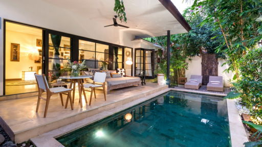 Villa Lora Swimming pool