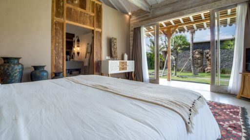 Villa Mannao Bedroom 2