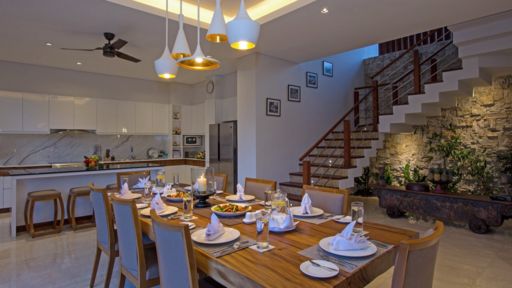 Villa Meliya Kerobokan 4 Bedrooms Best Deals - 