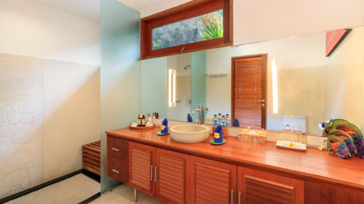 Villa Pantai Candidasa Bedroom 1