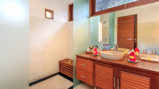 Villa Pantai Candidasa Bedroom 2