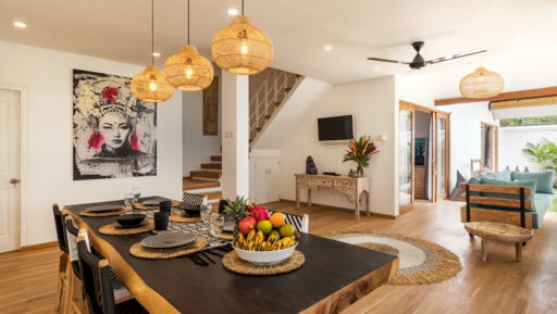 Villa Umara Dining area