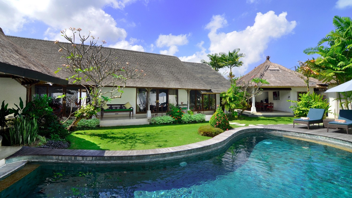 Villa Damai Kecil Seminyak 3 Bedrooms Best Deals