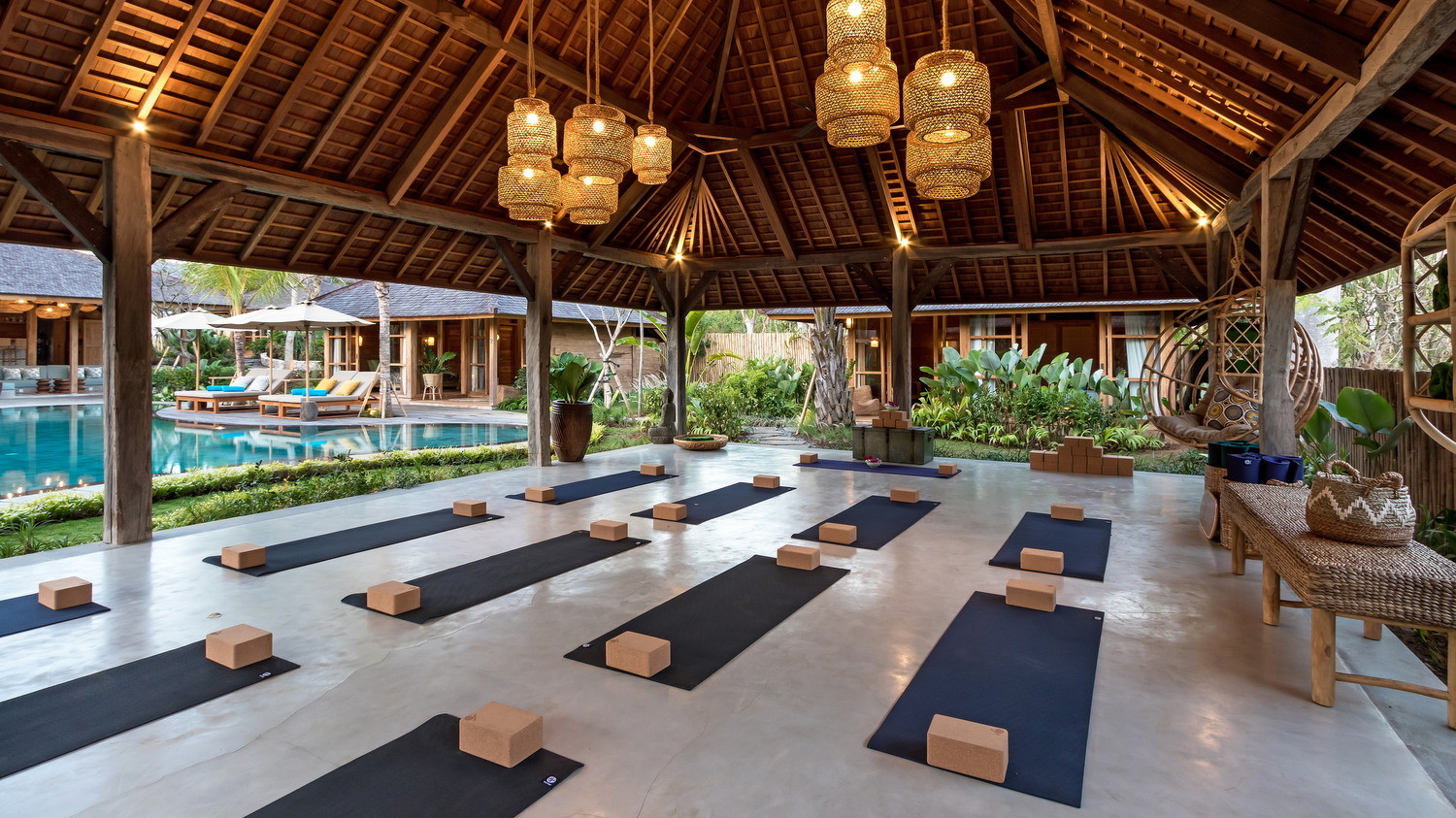 Villa Yoga Bingin Uluwatu 12 bedrooms Best Deals