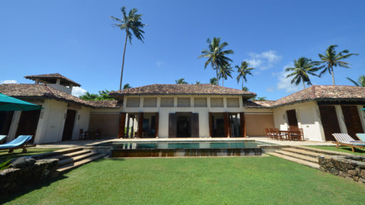 4 Bedroom Galle Villas For Rent Best Price Guarantee - 